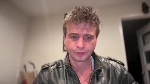 Snapshot of polishhammer1 chatting on July 1, 2026, 6:59 am polishhammer1 online show from July 1, 2026, 6:59 am