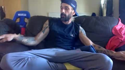Snapshot of polla101 chatting on April 30, 2026, 10:21 am aquiles online show from April 30, 2026, 10:21 am