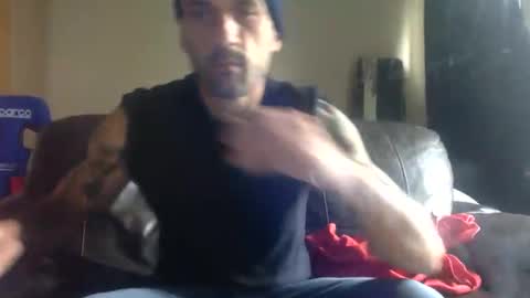 Snapshot of polla101 chatting on May 8, 2026, 10:31 am aquiles online show from May 8, 2026, 10:31 am