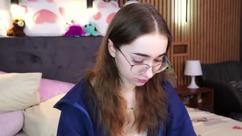 Polly online show from February 5, 2026, 8:08 am