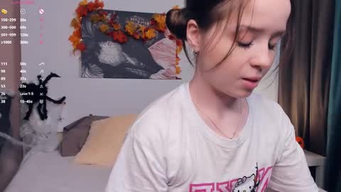 Snapshot of polly_dollie_ chatting on October 19, 2025, 9:10 am Renet online show from October 19, 2025, 9:10 am