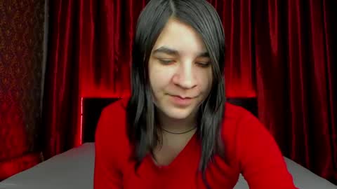 Polly online show from March 19, 2026, 7:12 am