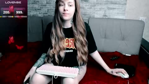 Snapshot of polly_wow chatting on February 15, 2025, 9:05 am Polly online show from February 15, 2025, 9:05 am