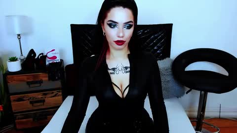 Snapshot of pollyflowers chatting on March 1, 2025, 1:53 am Polly online show from March 1, 2025, 1:53 am