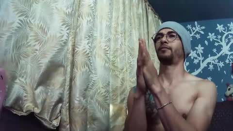 ponzothc online show from November 7, 2025, 9:37 pm