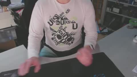 Snapshot of poodledude chatting on December 8, 2024, 10:52 am Dave online show from December 8, 2024, 10:52 am