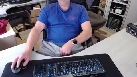 Snapshot of poodledude chatting on November 12, 2025, 11:10 am Dave online show from November 12, 2025, 11:10 am