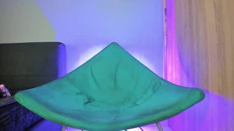 Snapshot of pool_baker_ chatting on January 3, 2025, 2:21 am johnatan online show from January 3, 2025, 2:21 am