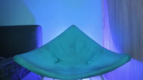 Snapshot of pool_baker_ chatting on January 16, 2025, 8:22 am johnatan online show from January 16, 2025, 8:22 am