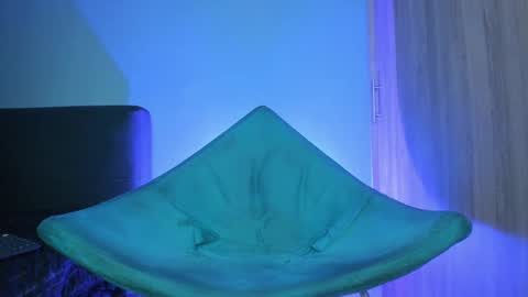 Snapshot of pool_baker_ chatting on February 22, 2025, 3:34 am johnatan online show from February 22, 2025, 3:34 am