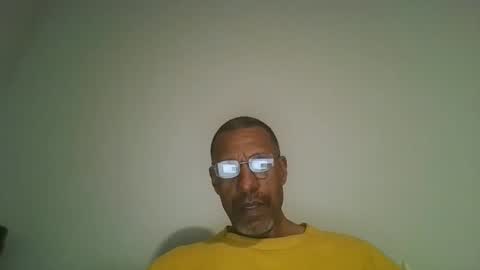 Snapshot of poolguy2496 chatting on November 9, 2025, 1:37 am poolguy2496 online show from November 9, 2025, 1:37 am