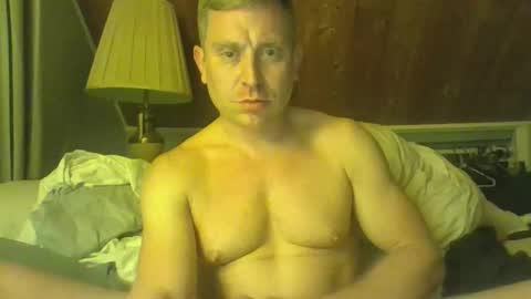 poppawheelie1234 online show from June 4, 2026, 5:13 am