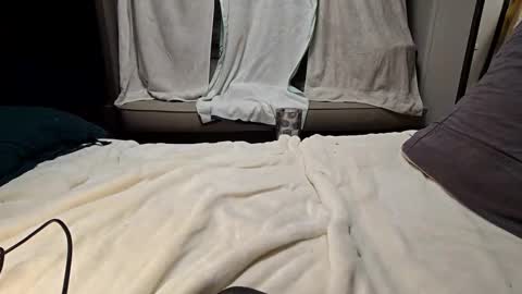 Kyle online show from November 22, 2025, 8:41 pm