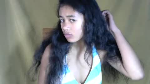 Snapshot of poppy_kelley chatting on July 28, 2026, 12:48 pm Lilly online show from July 28, 2026, 12:48 pm