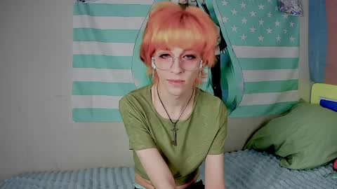 poppyfluffy online show from April 8, 2026, 1:16 am
