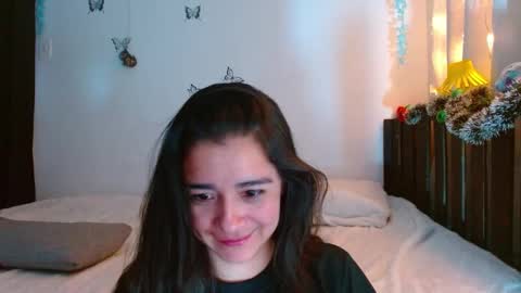 Snapshot of porcelainlux chatting on January 4, 2025, 6:30 am porcelainlux online show from January 4, 2025, 6:30 am