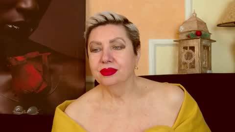 LADY POSH online show from February 27, 2026, 8:20 pm