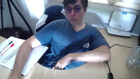 Snapshot of powerfulzeus2 chatting on October 26, 2025, 7:20 pm powerfulzeus2 online show from October 26, 2025, 7:20 pm