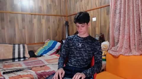 chris independent  online show from February 3, 2025, 2:58 am