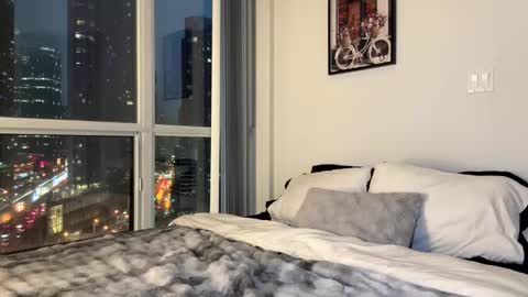 Kylie online show from November 15, 2025, 10:04 pm