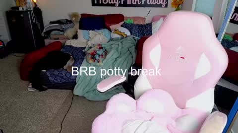 Evangeline Eva Darling online show from December 22, 2025, 2:03 pm