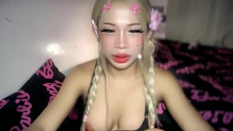 GODDESS PRECIOUS online show from March 31, 2026, 10:48 am