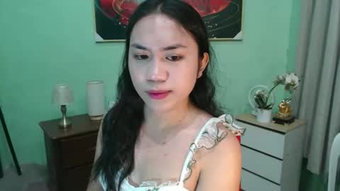 claire online show from April 28, 2026, 11:59 am