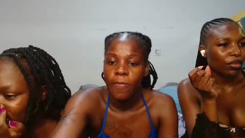 Snapshot of prettie_barbie_ chatting on October 14, 2025, 3:51 am Barbie online show from October 14, 2025, 3:51 am