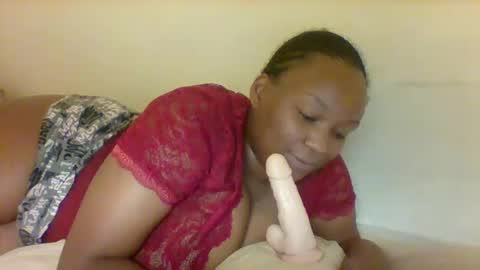 Prettie diva online show from February 15, 2026, 3:03 am