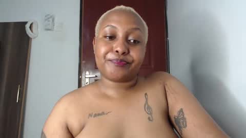 Snapshot of pretty_annah chatting on December 10, 2024, 11:30 pm Annah online show from December 10, 2024, 11:30 pm