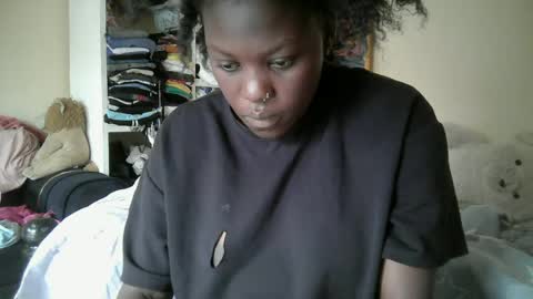 Snapshot of pretty_barbz chatting on June 13, 2026, 8:34 am pretty_barbz online show from June 13, 2026, 8:34 am