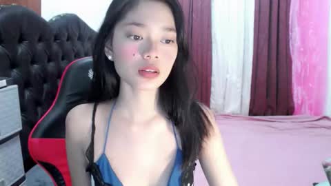 Snapshot of pretty_chikana chatting on November 20, 2025, 2:01 am Chikana online show from November 20, 2025, 2:01 am