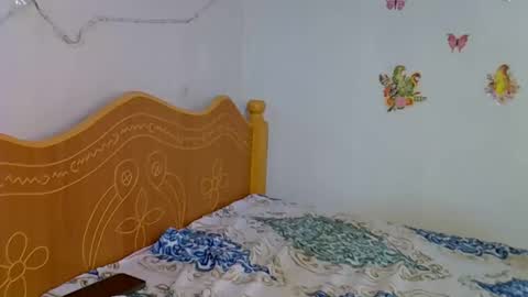 Snapshot of pretty_dey chatting on October 24, 2025, 3:47 am pretty_dey online show from October 24, 2025, 3:47 am