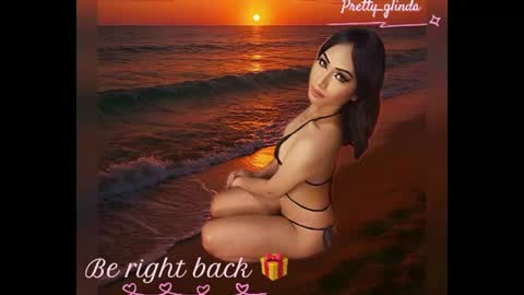 Snapshot of pretty_glinda chatting on July 16, 2026, 6:25 pm pretty_glinda online show from July 16, 2026, 6:25 pm