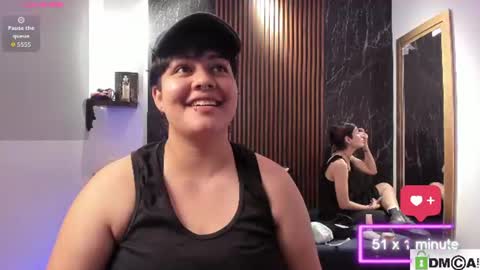 Snapshot of pretty_honey22 chatting on July 29, 2026, 2:43 am pretty_honey22 online show from July 29, 2026, 2:43 am