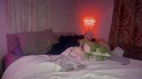 Sophie  online show from January 29, 2025, 3:44 am