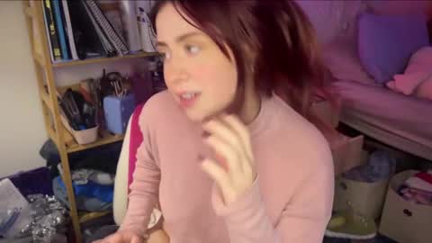 Sophie  online show from February 28, 2025, 1:37 am