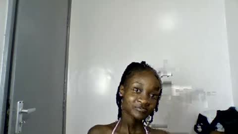 Snapshot of pretty_luv1 chatting on June 12, 2026, 11:42 am pretty luv1 online show from June 12, 2026, 11:42 am