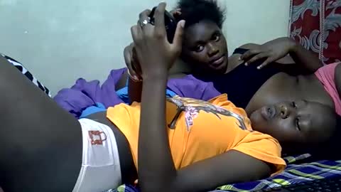 pretty_melan online show from February 24, 2026, 10:08 pm