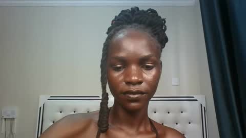 Snapshot of pretty_midnight_desire chatting on October 10, 2025, 7:29 am Pretty online show from October 10, 2025, 7:29 am