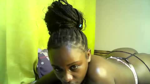 Snapshot of pretty_moh chatting on November 8, 2025, 12:00 am Moh online show from November 8, 2025, 12:00 am