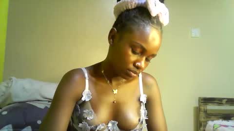 Snapshot of pretty_moh chatting on November 10, 2025, 1:48 am Moh online show from November 10, 2025, 1:48 am