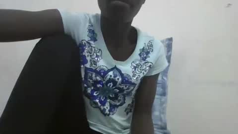 Snapshot of pretty_petite_ebony chatting on December 6, 2024, 11:25 pm pretty_petite_ebony online show from December 6, 2024, 11:25 pm