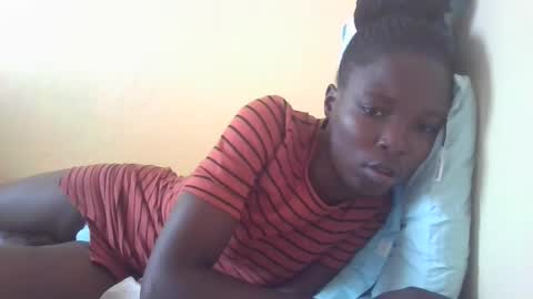 Snapshot of pretty_petite_ebony chatting on February 15, 2025, 2:55 pm pretty_petite_ebony online show from February 15, 2025, 2:55 pm