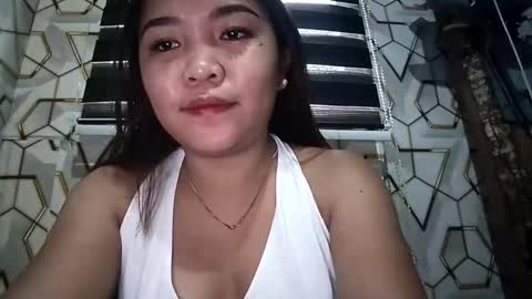 Snapshot of pretty_pharsa chatting on June 6, 2026, 9:14 am pretty_pharsa online show from June 6, 2026, 9:14 am