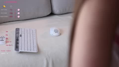 Snapshot of pretty_princess_elina chatting on September 30, 2025, 7:35 am Elina online show from September 30, 2025, 7:35 am