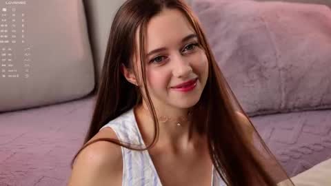 Snapshot of pretty_princess_elina chatting on October 29, 2025, 8:38 am Elina online show from October 29, 2025, 8:38 am