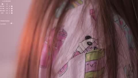 Elina online show from November 21, 2025, 9:41 am