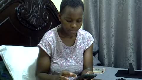 pretty_sheanna online show from June 26, 2026, 12:42 pm