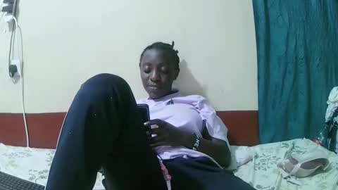 Snapshot of pretty_tiffany1 chatting on November 30, 2025, 9:30 pm pretty_tiffany1 online show from November 30, 2025, 9:30 pm